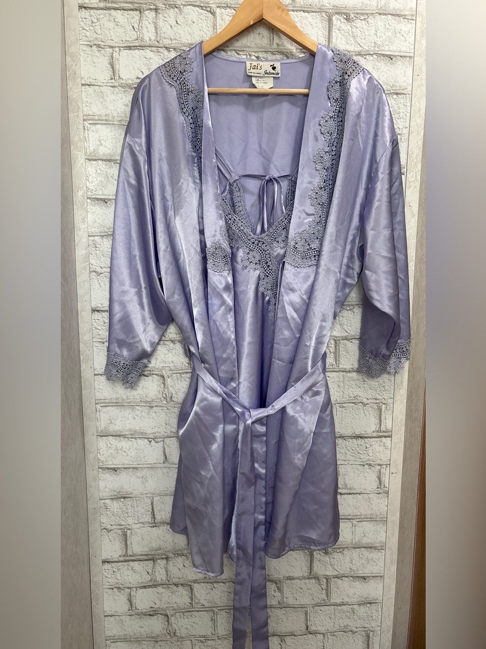 Jai's Lavender Satin Lace-Trim Kimono Robe with Belt and Matching Chemise